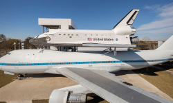 米国テキサス州ヒューストン宇宙センター（Space Center Houston）を訪問。