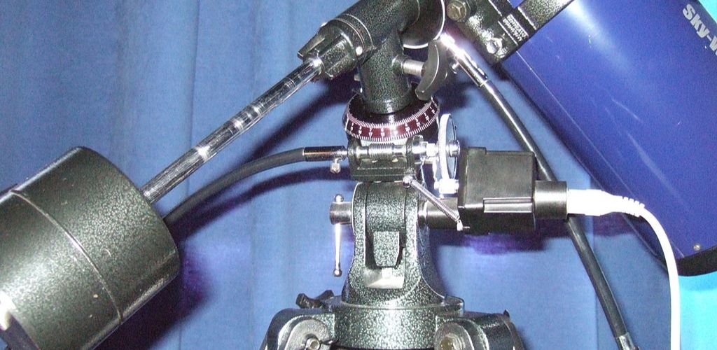 close-up view on an equatorial mount