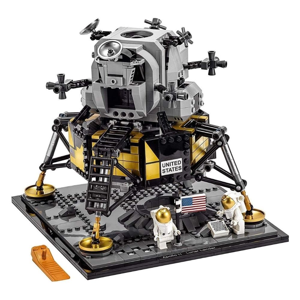 LEGO Creator NASA Apollo 11 lunar lander 10266
