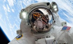How are NASA astronauts trained?